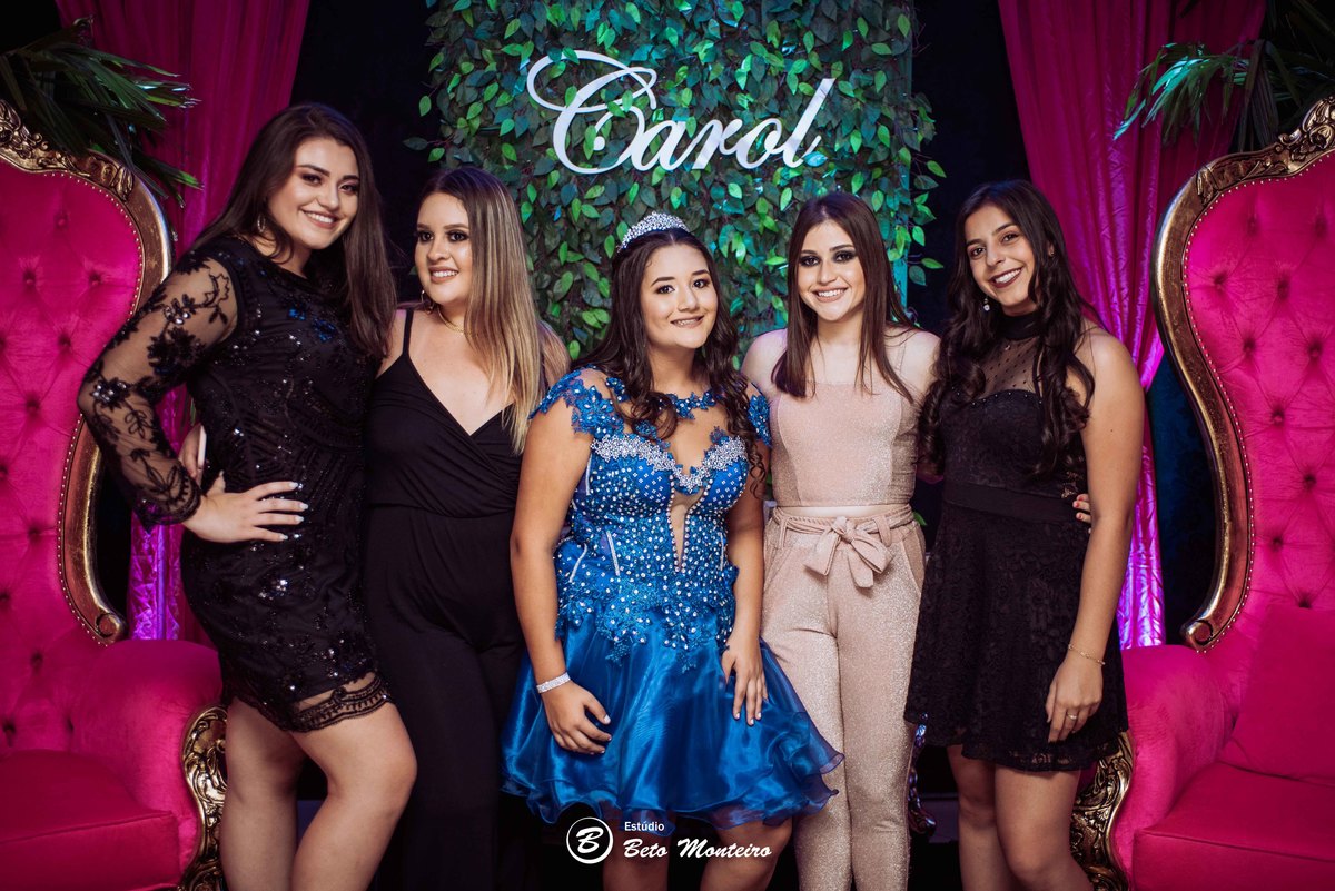 Aniversário de 15 anos - Cobertura fotografica - Cobertura de filmagem - Foto e Filmagem de 15 anos - Debutante - Estúdio Beto Monteiro - Curitiba - fotografo de 15 anos - sessao de fotos - book de fotos - book de 15 anos - fotografo - anah - carol corre
