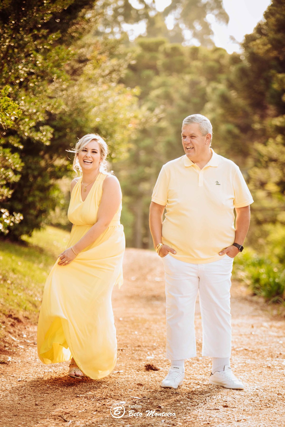 fotografo de casamento - fotografia - videos de casamento - filmagem - casamento - cinegrafista - filmmaker - wedding - produtora - curitiba - estudio beto monteiro - casal - djnifer e julio - pre wedding - chacara belvedere - vestido amarelo