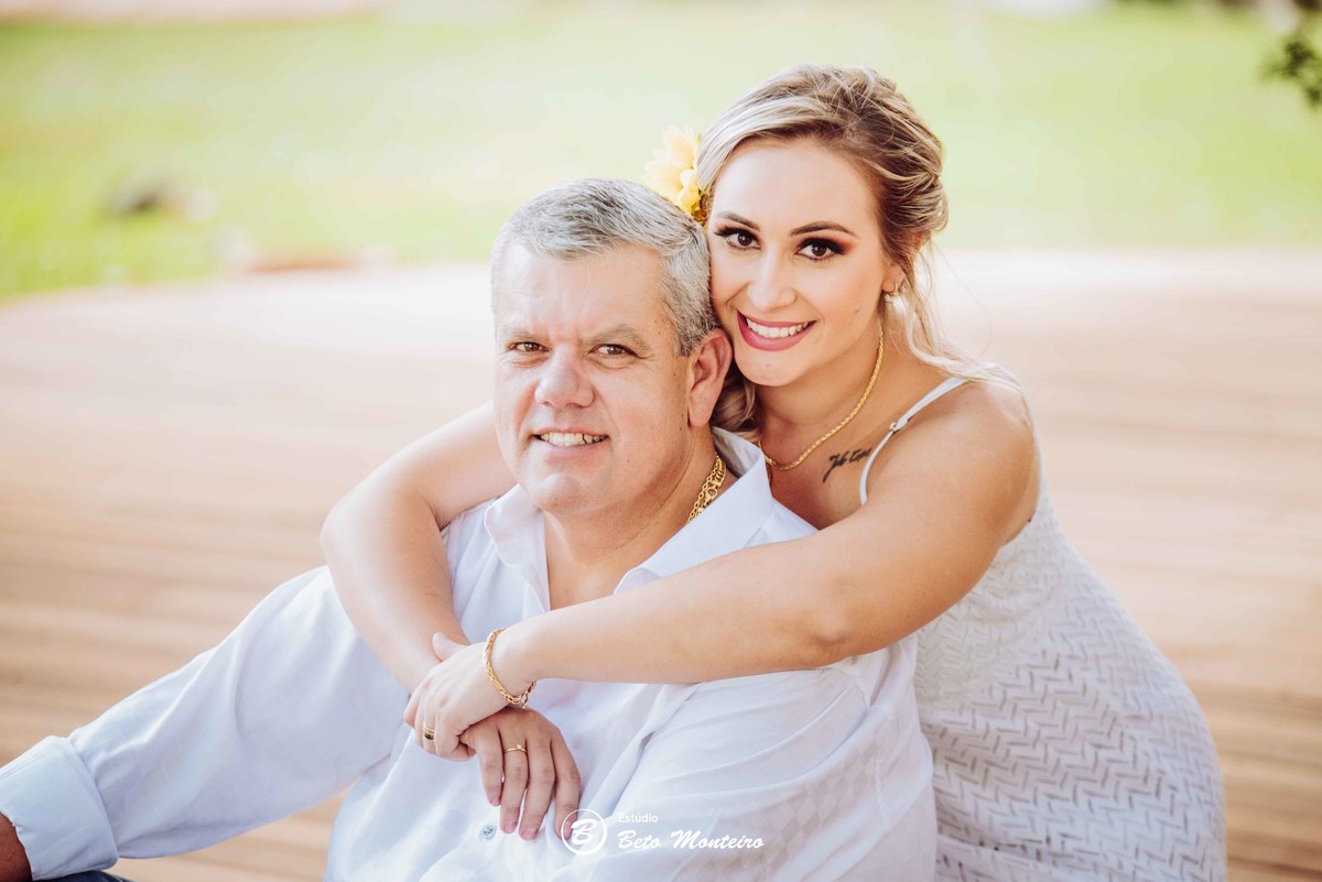 fotografo de casamento - fotografia - videos de casamento - filmagem - casamento - cinegrafista - filmmaker - wedding - produtora - curitiba - estudio beto monteiro - casal - djnifer e julio - pre wedding - chacara belvedere - vestido branco