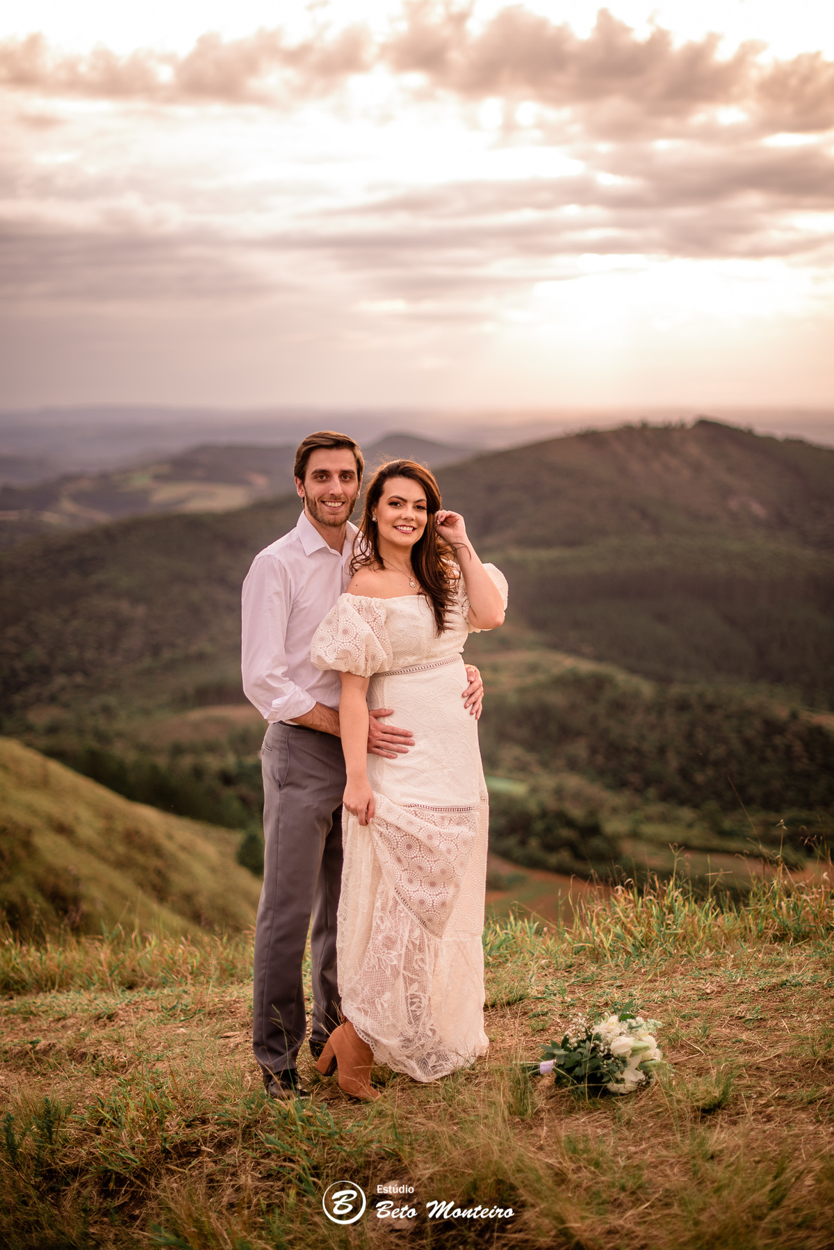 fotografo de casamento - videos de casamento - filmagem - casamento - cinegrafista - filmmaker - wedding - produtora - curitiba - estudio beto monteiro - casal - pre wedding - renata e silas - morro da palha - dia do casamento