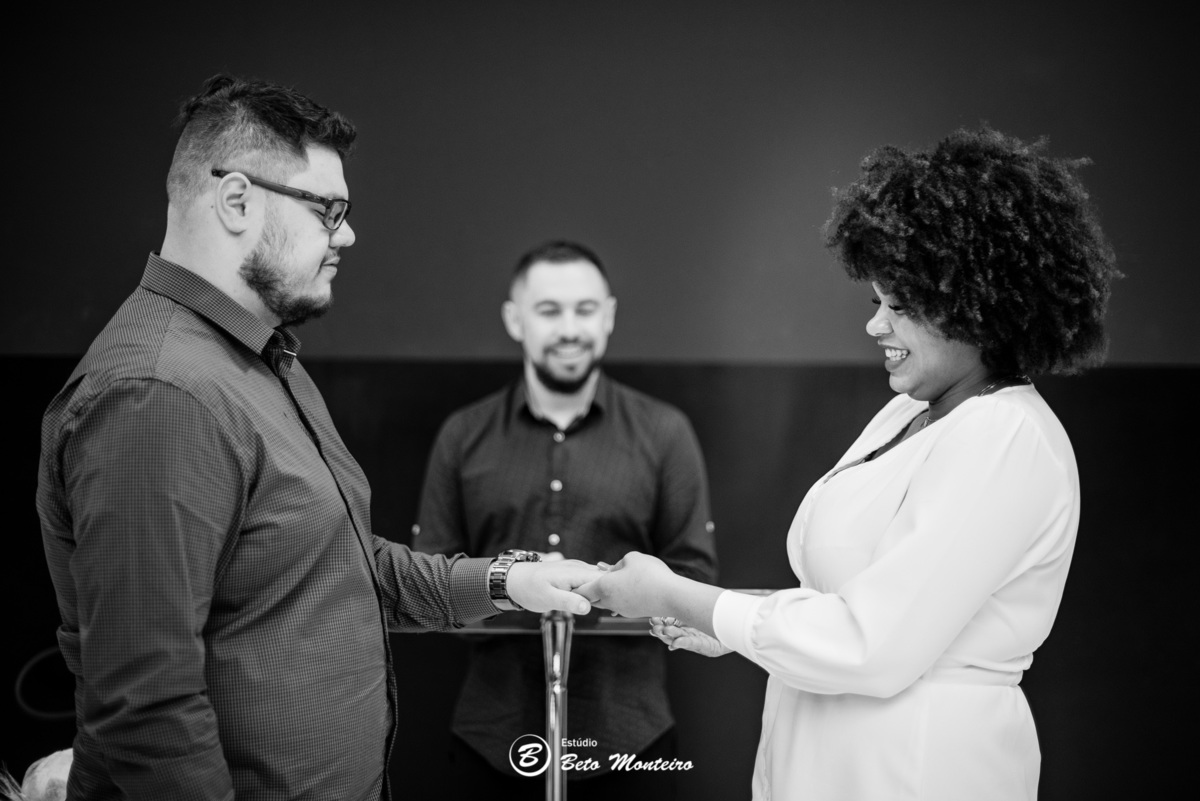 fotografo de casamento - fotografia - videos de casamento - filmagem - casamento - cinegrafista - filmmaker - wedding - produtora - curitiba - estudio beto monteiro - casal - andressa bandera e vicente - cartorio