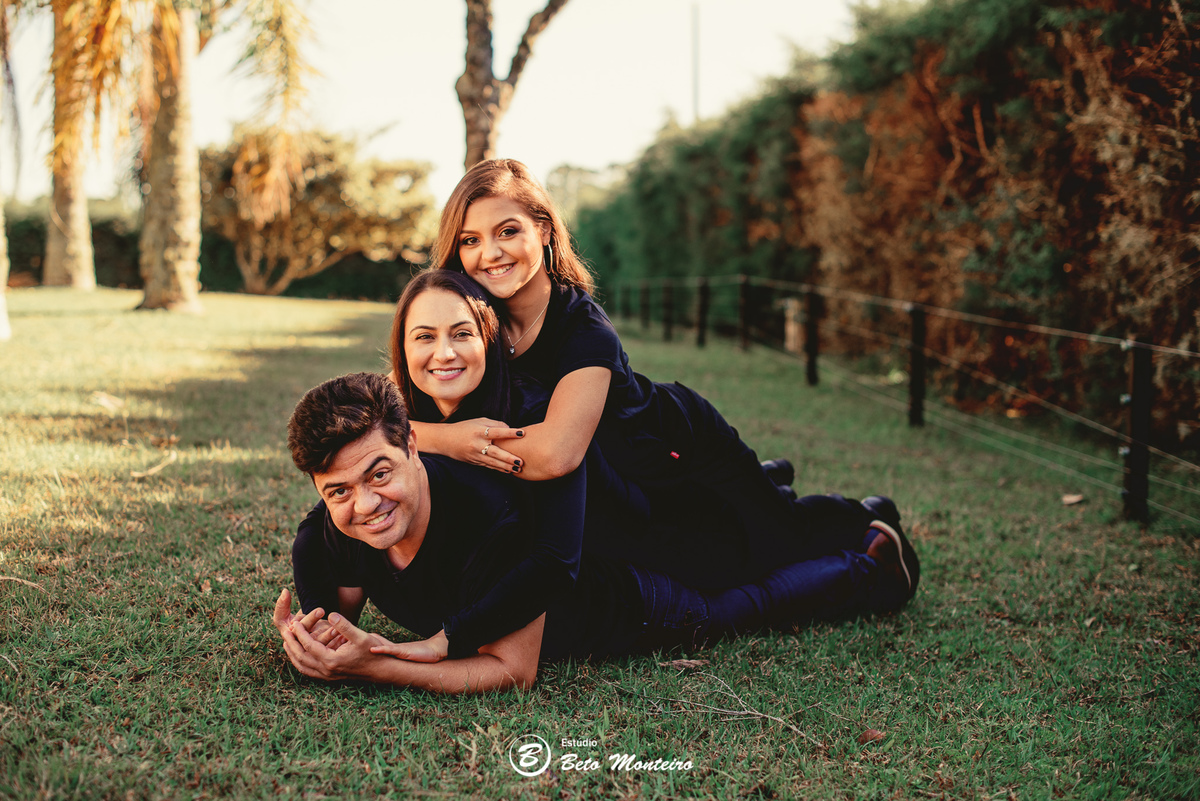 Aniversário de 15 anos - Foto e Filmagem de 15 anos - Debutante - Estúdio Beto Monteiro - Curitiba - fotografo de 15 anos - sessao de fotos - book de fotos - book de 15 anos - fotografo - nicole sendas - paola - jocelio - familia - cabanha matoski - haras