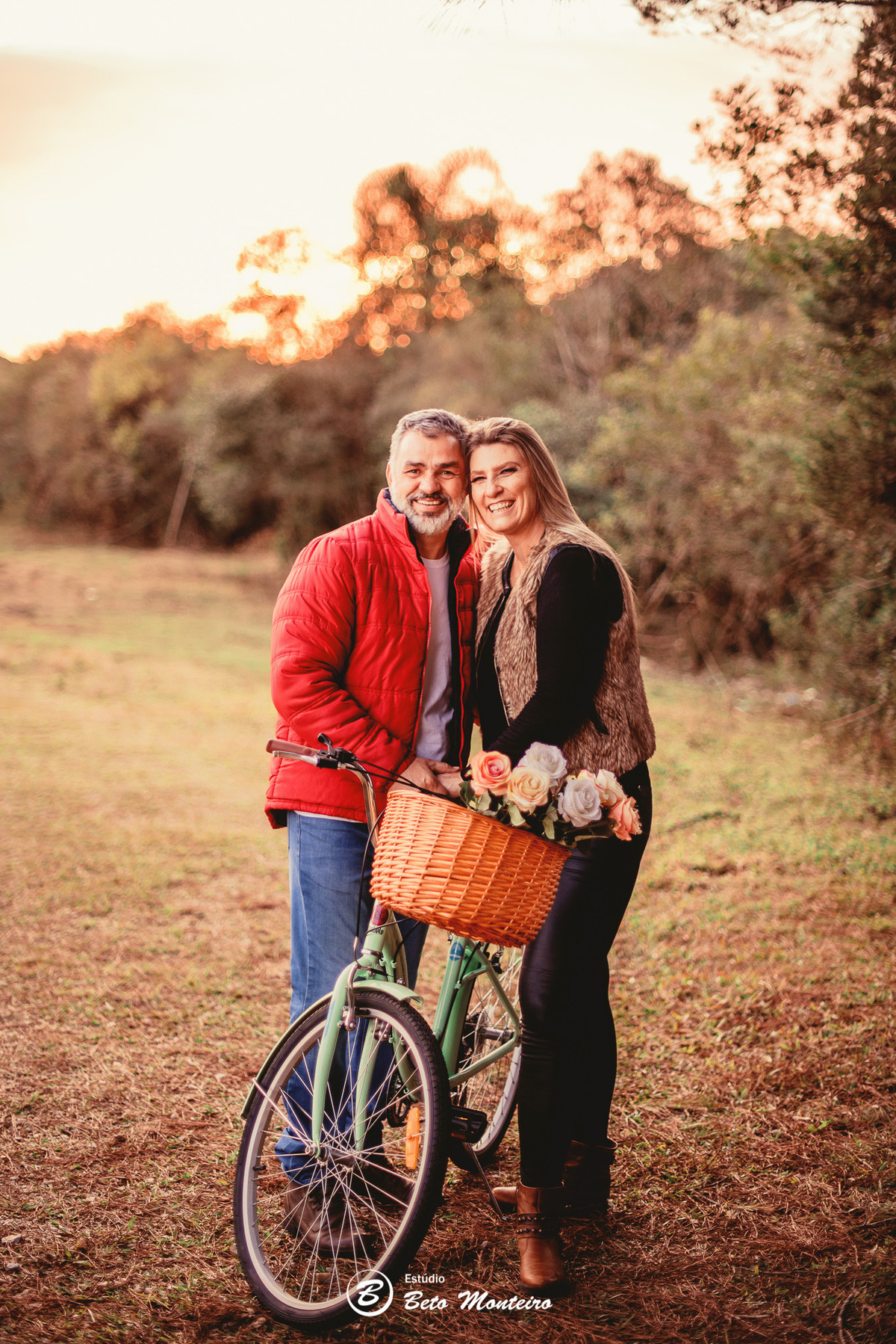 fotografo de casamento - videos de casamento - filmagem - casamento - cinegrafista - filmmaker - wedding - produtora - curitiba - estudio beto monteiro - casal - pre wedding - Mirian e Ulisses e Bella - Pet - Golden - Foto com pet - Familia