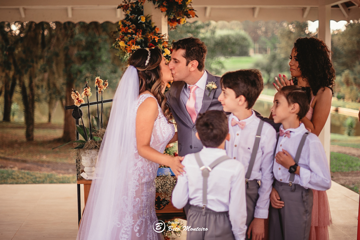 fotografo de casamento - videos de casamento - filmagem - casamento - cinegrafista - filmmaker - wedding - produtora - curitiba - estudio beto monteiro - casal - pre wedding - Tatiane e Michel - Bella Vite - Sol Cerimonialista - Flor de angelina