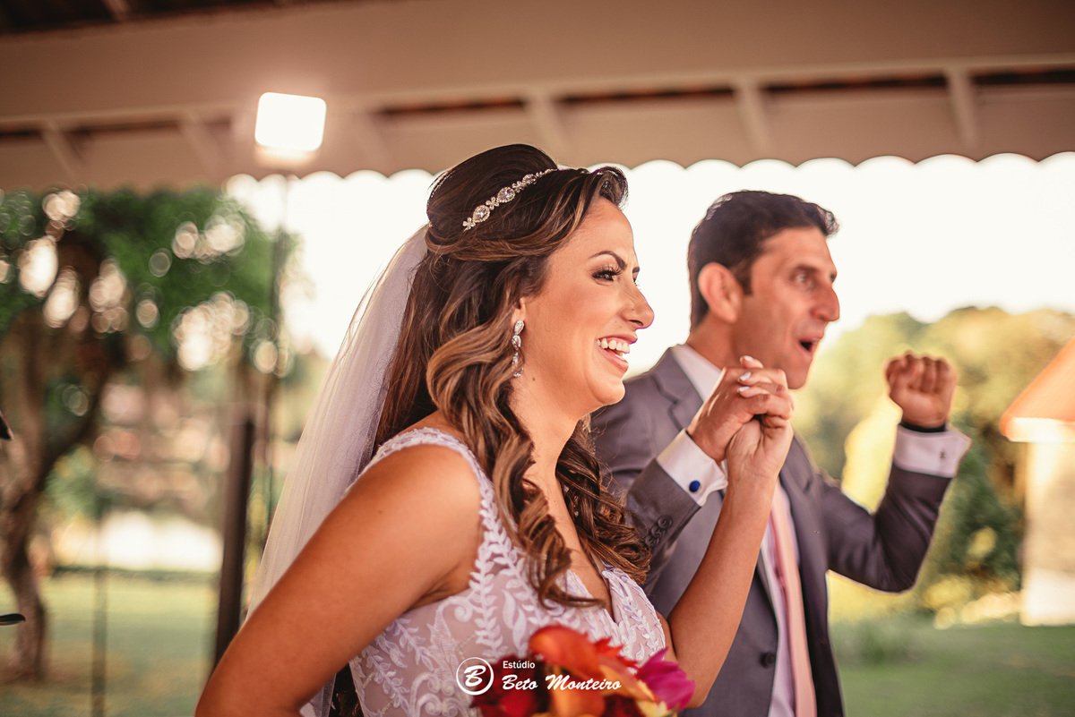 fotografo de casamento - videos de casamento - filmagem - casamento - cinegrafista - filmmaker - wedding - produtora - curitiba - estudio beto monteiro - casal - pre wedding - Tatiane e Michel - Bella Vite - Sol Cerimonialista - Flor de angelina