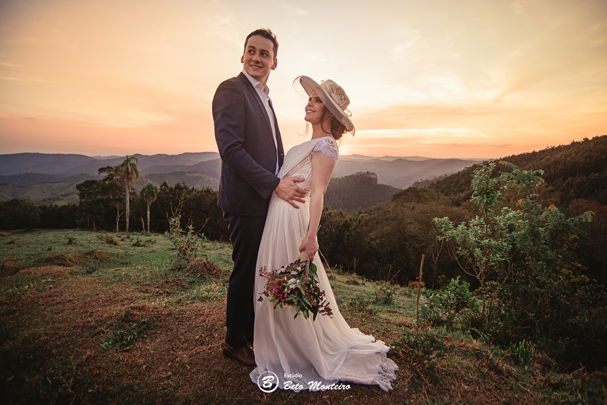 fotografo de casamento - videos de casamento - filmagem - casamento - cinegrafista - filmmaker - wedding - produtora - curitiba - estudio beto monteiro - casal - pre wedding - Thaynara e Demerval - Ribeirão das Flores - vestido com manga - castro
