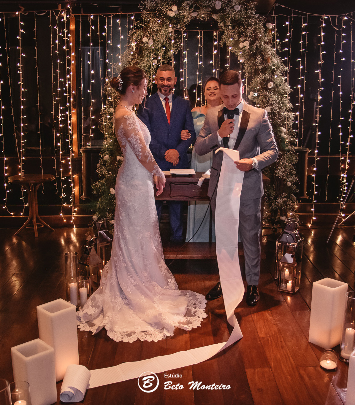 fotografo de casamento - videos de casamento - filmagem - casamento - cinegrafista - filmmaker - wedding - produtora - curitiba - estudio beto monteiro - casal - pre wedding - ana e matheus - le rechaud - first look - noiva se maquiando -