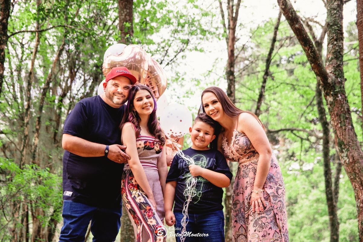 Aniversário de 15 anos - Foto e Filmagem - Debutante - Estúdio Beto Monteiro - Curitiba - fotografo de 15 anos - sessao de fotos - book de fotos - book de 15 anos - fotografo - Gabi - Rober e Gabi - Ana Cecilia - memorial ucraniano - parque tingui