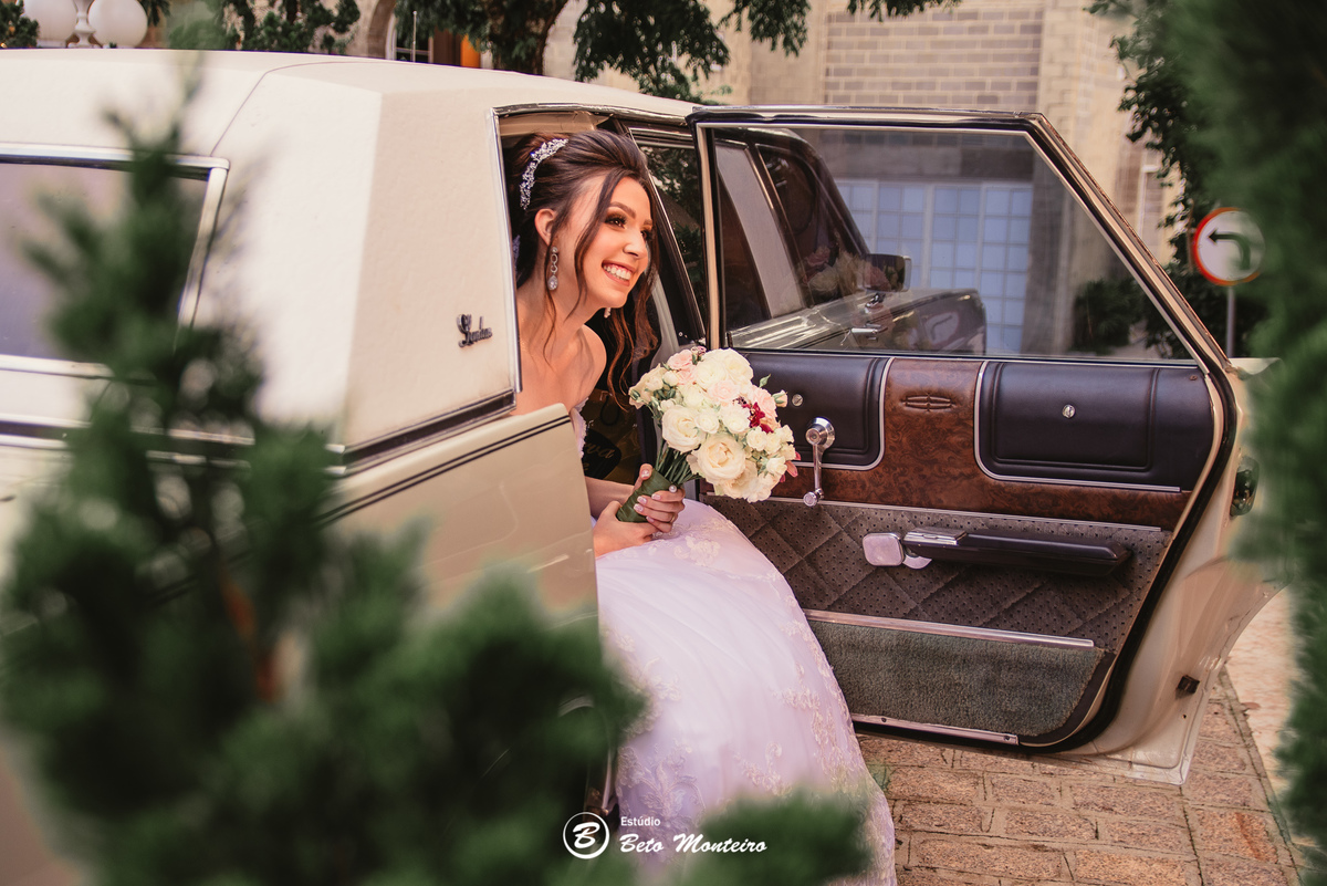 fotografo de casamento - videos de casamento - filmagem - casamento - cinegrafista - filmmaker - wedding - produtora - curitiba - estudio beto monteiro - casal - pre wedding - Thaís Govea e Felipe Naldony - Castello Reale Colombo - ar livre - externo