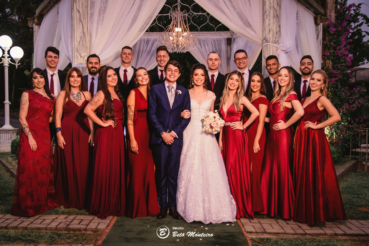 fotografo de casamento - videos de casamento - filmagem - casamento - cinegrafista - filmmaker - wedding - produtora - curitiba - estudio beto monteiro - casal - pre wedding - Thaís Govea e Felipe Naldony - Castello Reale Colombo - ar livre - externo