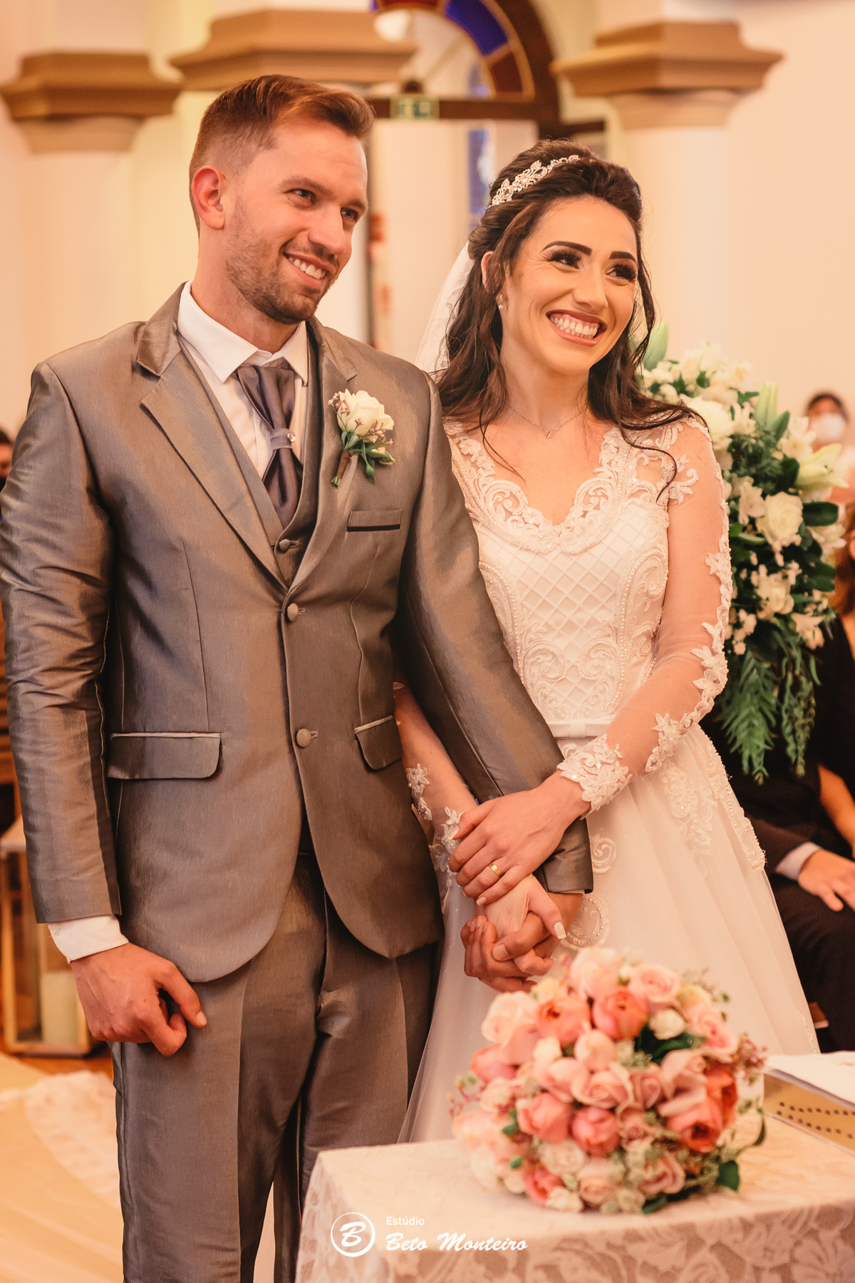 fotografo de casamento - videos de casamento - filmagem - casamento - cinegrafista - filmmaker - wedding - produtora - curitiba - estudio beto monteiro - casal - pre wedding - ana fernanda e leandro maneira - igreja presbiteriana - dom parma