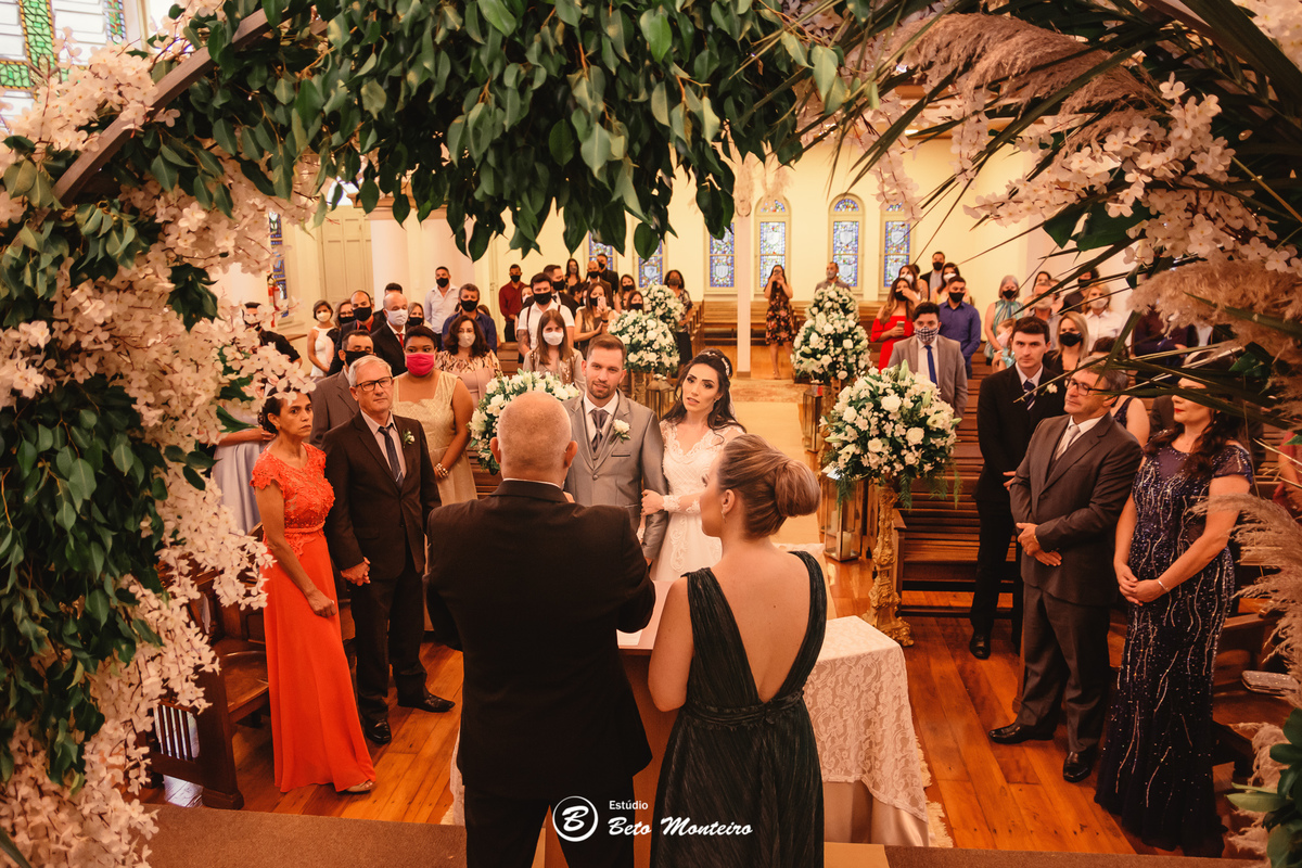 fotografo de casamento - videos de casamento - filmagem - casamento - cinegrafista - filmmaker - wedding - produtora - curitiba - estudio beto monteiro - casal - pre wedding - ana fernanda e leandro maneira - igreja presbiteriana - dom parma