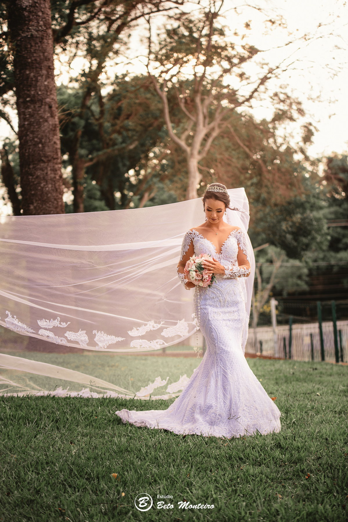 fotografo de casamento - videos de casamento - filmagem - casamento - cinegrafista - filmmaker - wedding - produtora - curitiba - estudio beto monteiro - casal - pre wedding - Jady e Daniel - Santuário São Francisco de Assis - Sal e Brasa - Curitiba