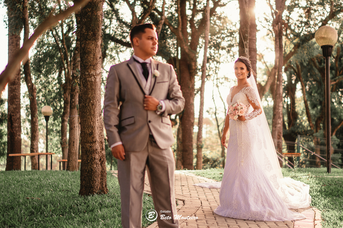 fotografo de casamento - videos de casamento - filmagem - casamento - cinegrafista - filmmaker - wedding - produtora - curitiba - estudio beto monteiro - casal - pre wedding - Jady e Daniel - Santuário São Francisco de Assis - Sal e Brasa - Curitiba