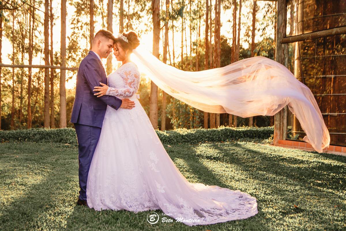 fotografo de casamento - videos de casamento - filmagem - casamento - cinegrafista - filmmaker - wedding - produtora - curitiba - estudio beto monteiro - casal - pre wedding - Thaciane e Paulo - llar eventos - artt festa - ar livre