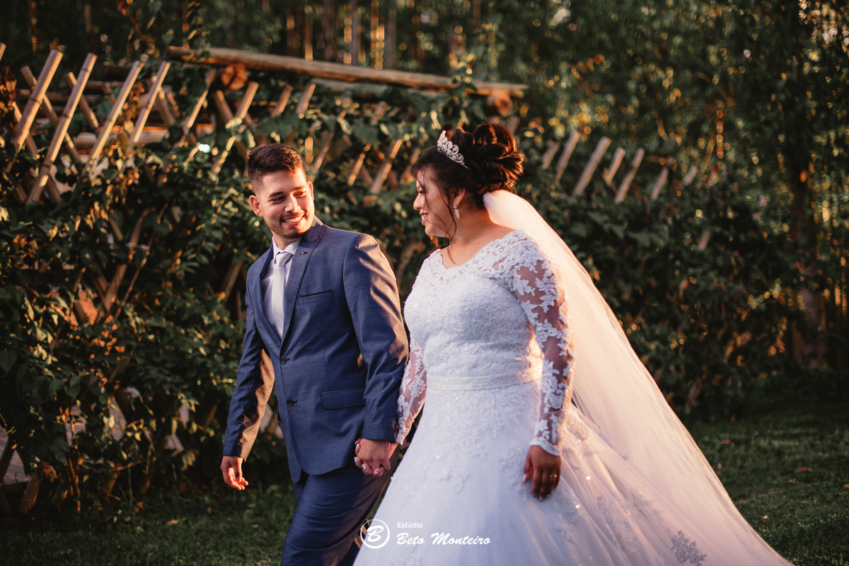 fotografo de casamento - videos de casamento - filmagem - casamento - cinegrafista - filmmaker - wedding - produtora - curitiba - estudio beto monteiro - casal - pre wedding - Thaciane e Paulo - llar eventos - artt festa - ar livre
