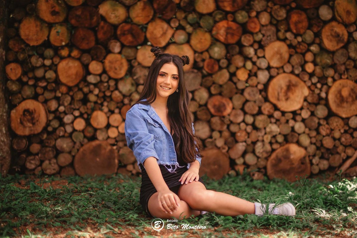 Aniversário de 15 anos - Foto e Filmagem - Debutante - Estúdio Beto Monteiro - Curitiba - fotografo de 15 anos - sessao de fotos - book de fotos - book de 15 anos - fotografo - isabella bozza - bella - bozza - chacara ienkot - vestido - roze bozza