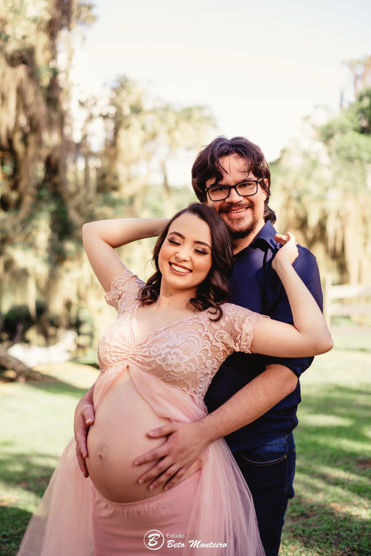 Book Gestante e Familia em Curitiba - Book gestante São José dos Pinhais - Book de gestante lifestyle - Fotos ao ar livre - Grávida - Gestação - Estudio Beto Monteiro - Chácara Ienkot - Patrícia - Mateus - Oliver
