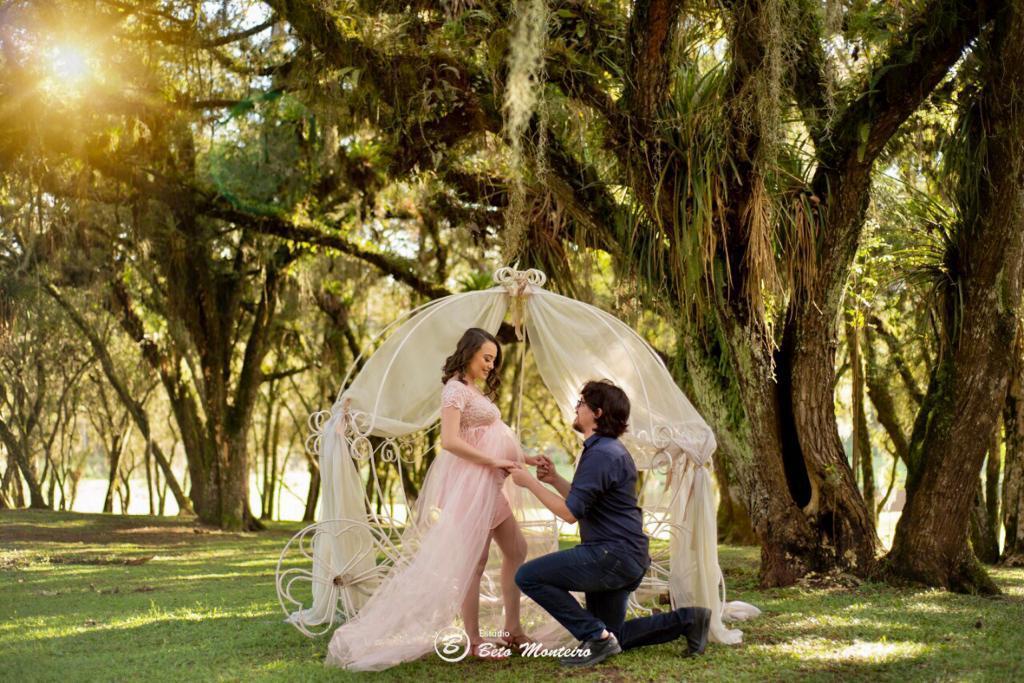 Book Gestante e Familia em Curitiba - Book gestante São José dos Pinhais - Book de gestante lifestyle - Fotos ao ar livre - Grávida - Gestação - Estudio Beto Monteiro - Chácara Ienkot - Patrícia - Mateus - Oliver