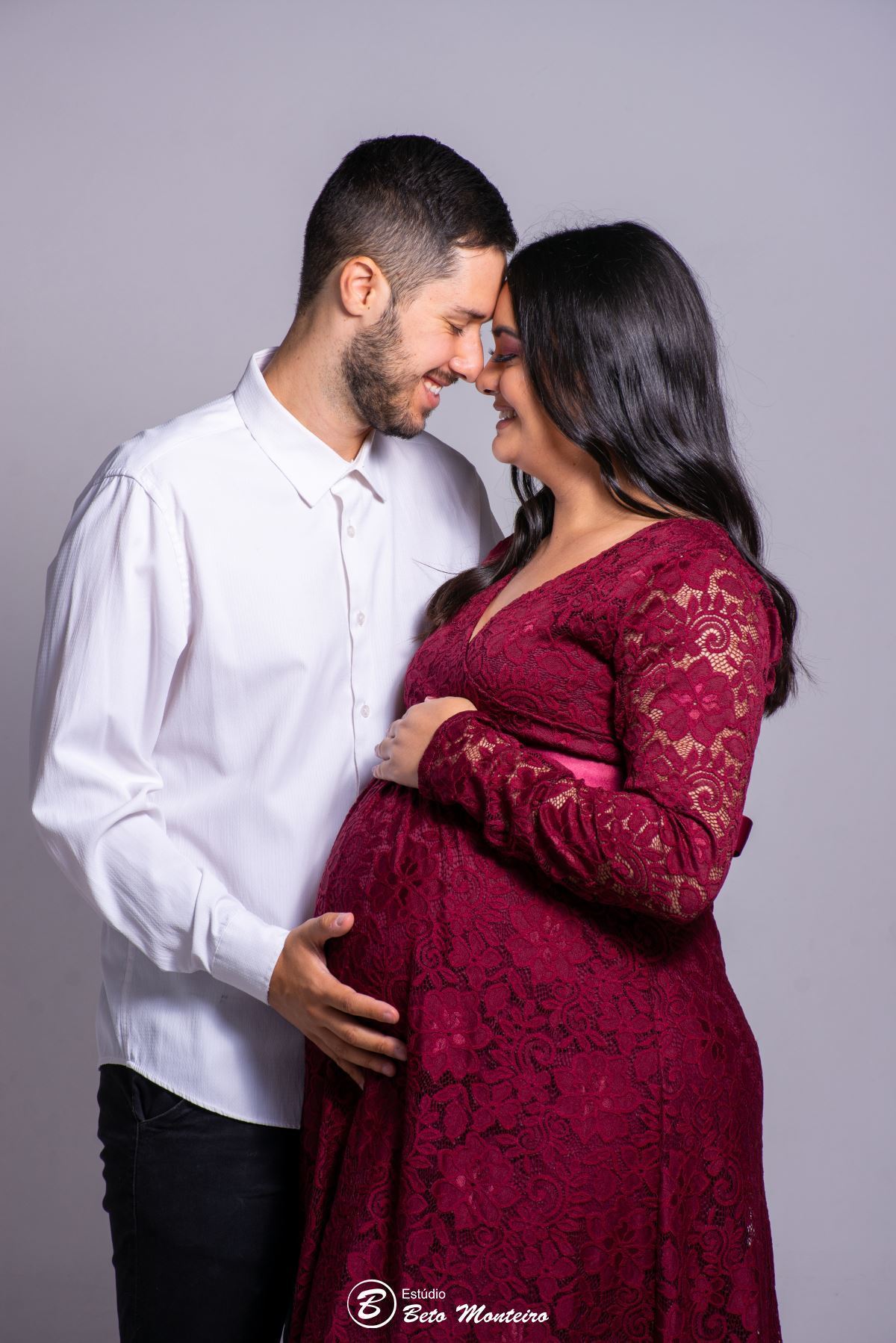 Book Gestante e Familia em Curitiba - Book de gestante em estúdio - ensaio de gestante - book em estúdio - sessão fotográfica - Grávida - Gestação - Estudio Beto Monteiro - Glauciane - Glau - Rodrigo - Maya - Maitê