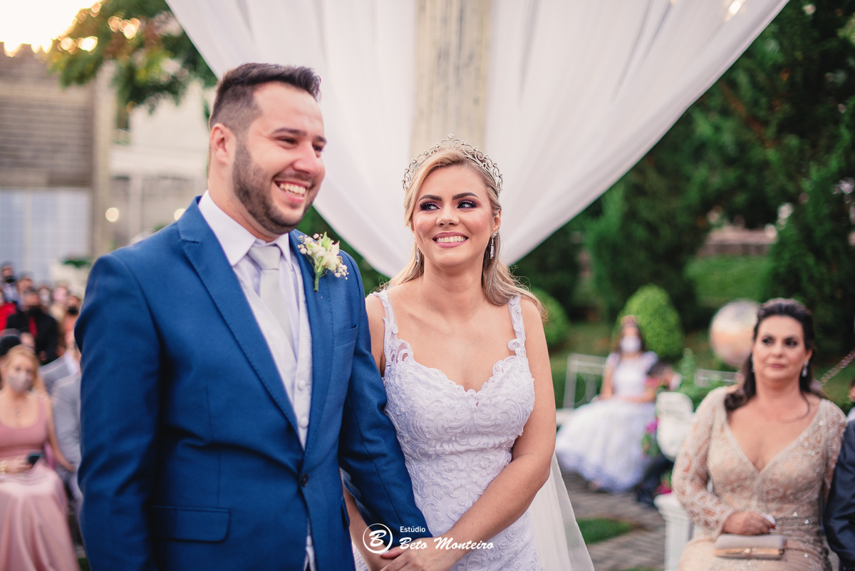 fotografo de casamento - videos de casamento - filmagem - casamento - cinegrafista - filmmaker - wedding - produtora - curitiba - estudio beto monteiro - casal - pre wedding - Isabele e Henrique - Castello Reale - Ar livre - Curitiba