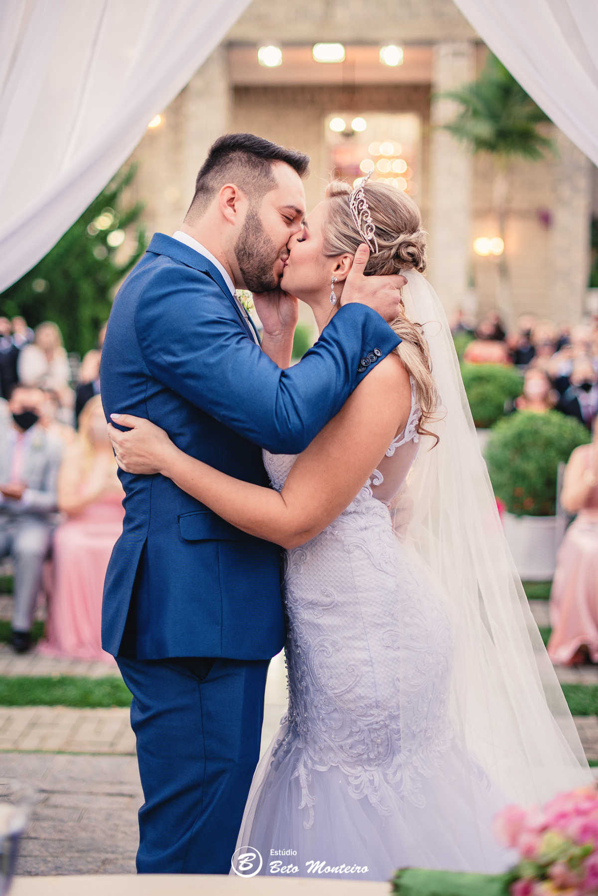 fotografo de casamento - videos de casamento - filmagem - casamento - cinegrafista - filmmaker - wedding - produtora - curitiba - estudio beto monteiro - casal - pre wedding - Isabele e Henrique - Castello Reale - Ar livre - Curitiba