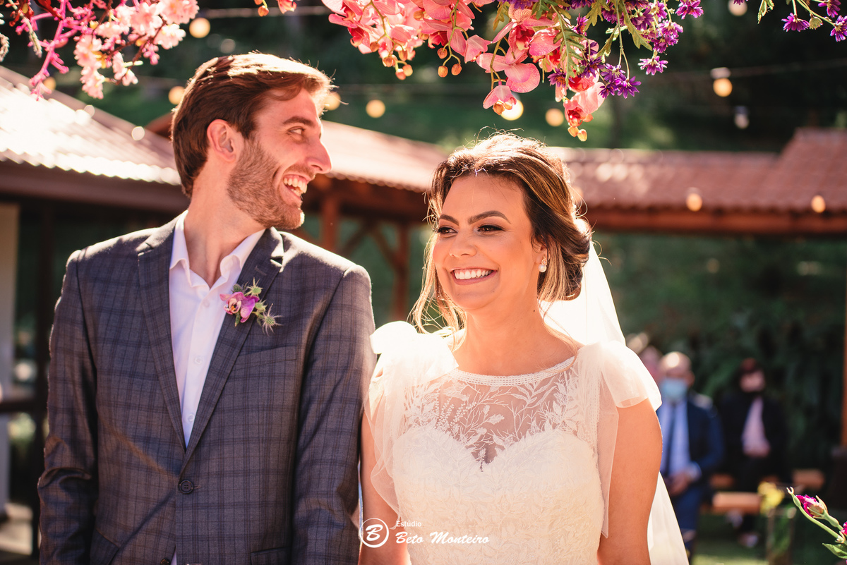 fotografo de casamento - videos de casamento - filmagem - casamento - cinegrafista - filmmaker - wedding - produtora - curitiba - estudio beto monteiro - casal - pre wedding - Renata e Silas - Ar livre - casamento civil - chacara do rocio - decoração