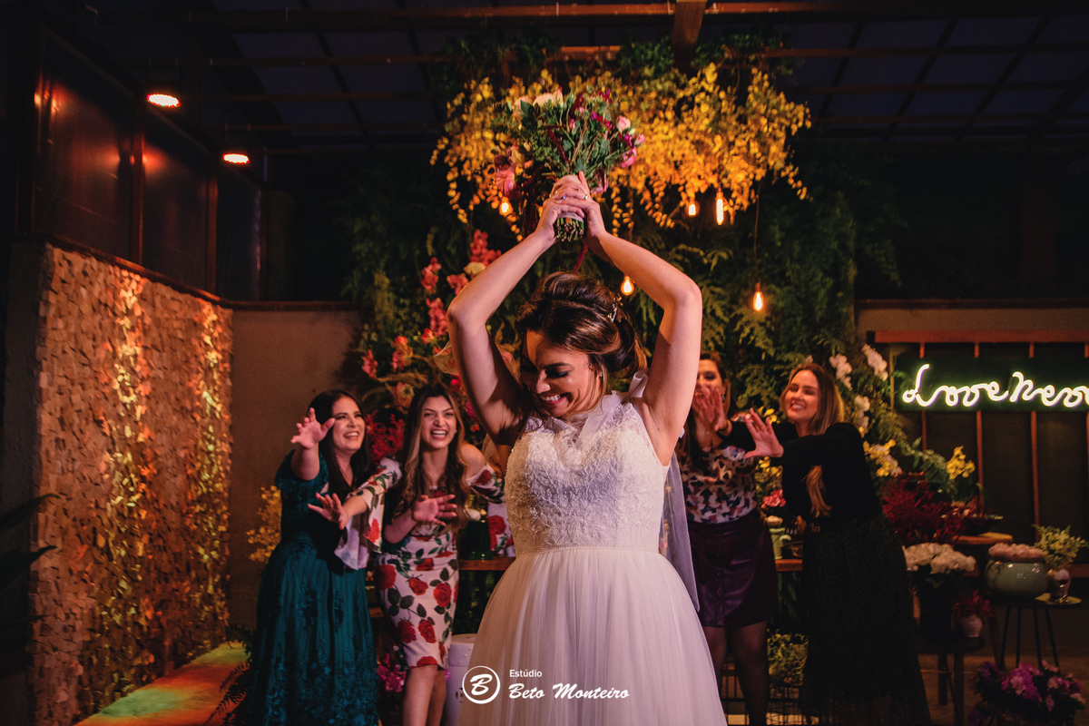 fotografo de casamento - videos de casamento - filmagem - casamento - cinegrafista - filmmaker - wedding - produtora - curitiba - estudio beto monteiro - casal - pre wedding - Renata e Silas - Ar livre - casamento civil - chacara do rocio - decoração