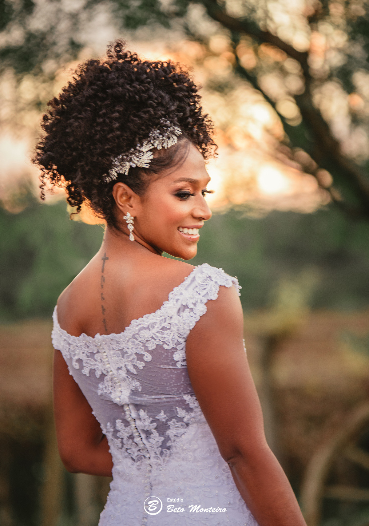 fotografo de casamento - videos de casamento - filmagem - casamento - cinegrafista - filmmaker - wedding - produtora - curitiba - estudio beto monteiro - casal - pre wedding - editorial - chacara sentinela - impacto noivas - vestido