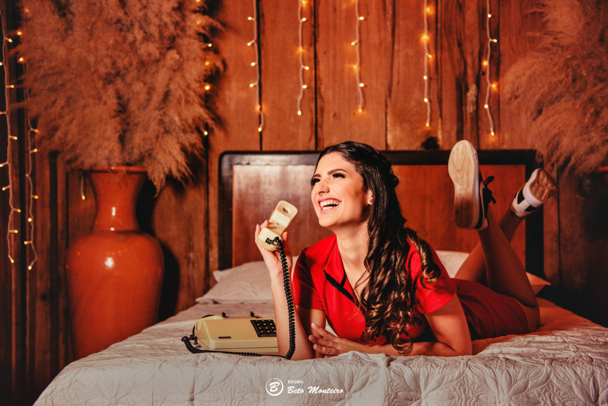 Aniversário de 15 anos - Foto e Filmagem - Debutante - Estúdio Beto Monteiro - Curitiba - fotografo de 15 anos - fotógrafa - sessao de fotos - book de fotos - book de 15 anos - fotografo - chacara ienkot - vestido - júlia - júlia gomes - julia caracanha