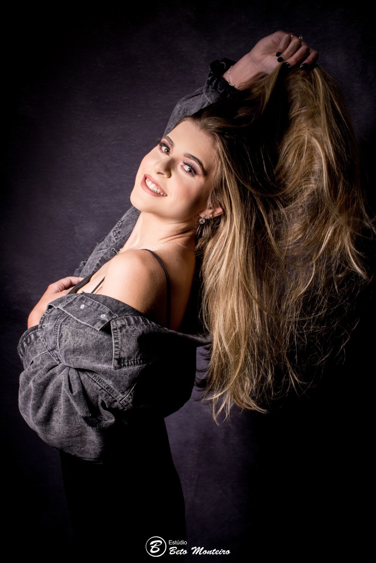 Book fotografico 15 anos - Sessão de fotos para 15 anos - Sessão de 15 anos - Book Teen - Book Debutante - Book de fotos - Book Feminino - Book Menina - Estúdio Beto Monteiro - Curitiba