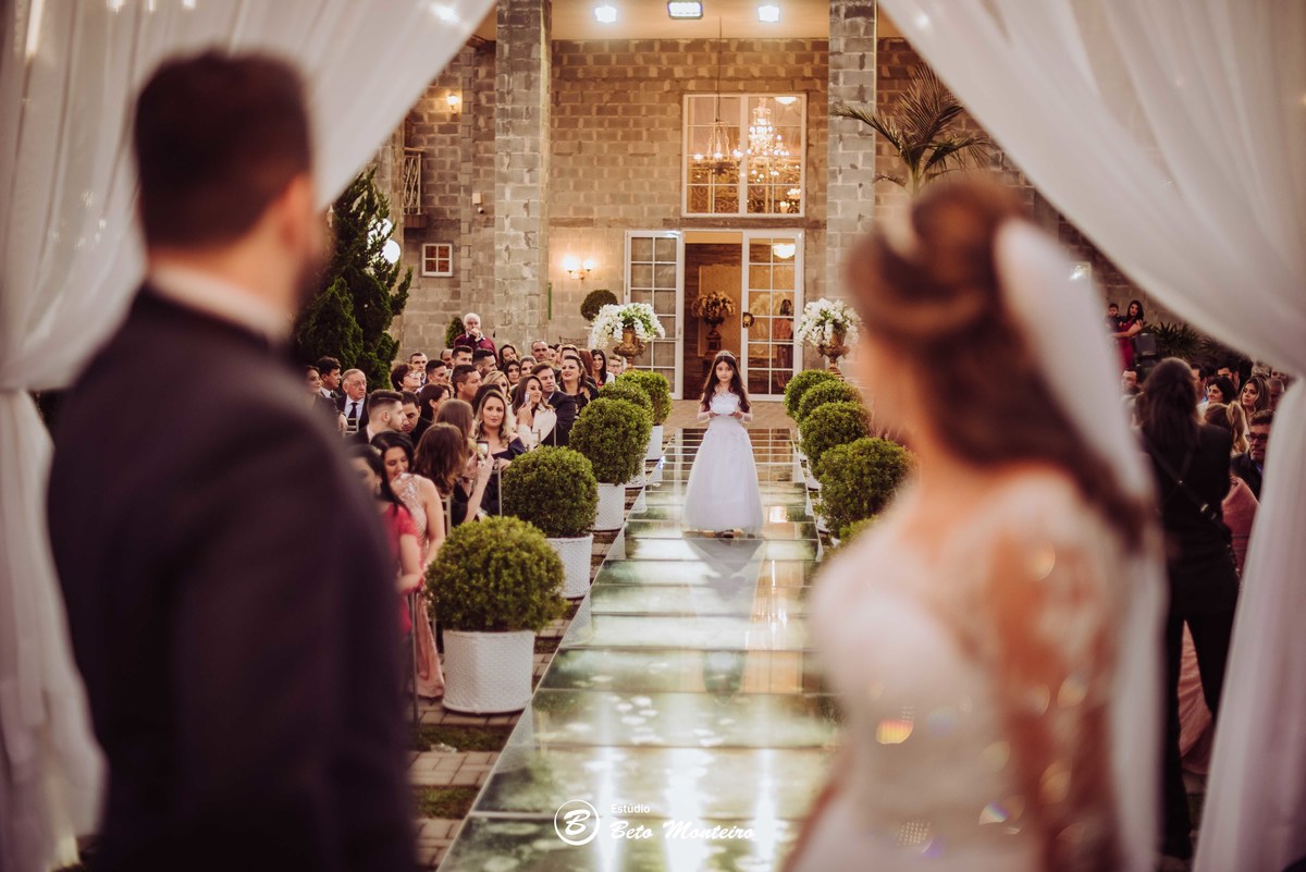 noiva de cabelo curto e loira - - Casamento - Wedding - Pré-Casamento - Cobertura de casamento - filmagem de casamento Curitiba - Pré-Wedding - fotógrafo de casamento Curitiba - Estúdio Beto Monteiro castello reale