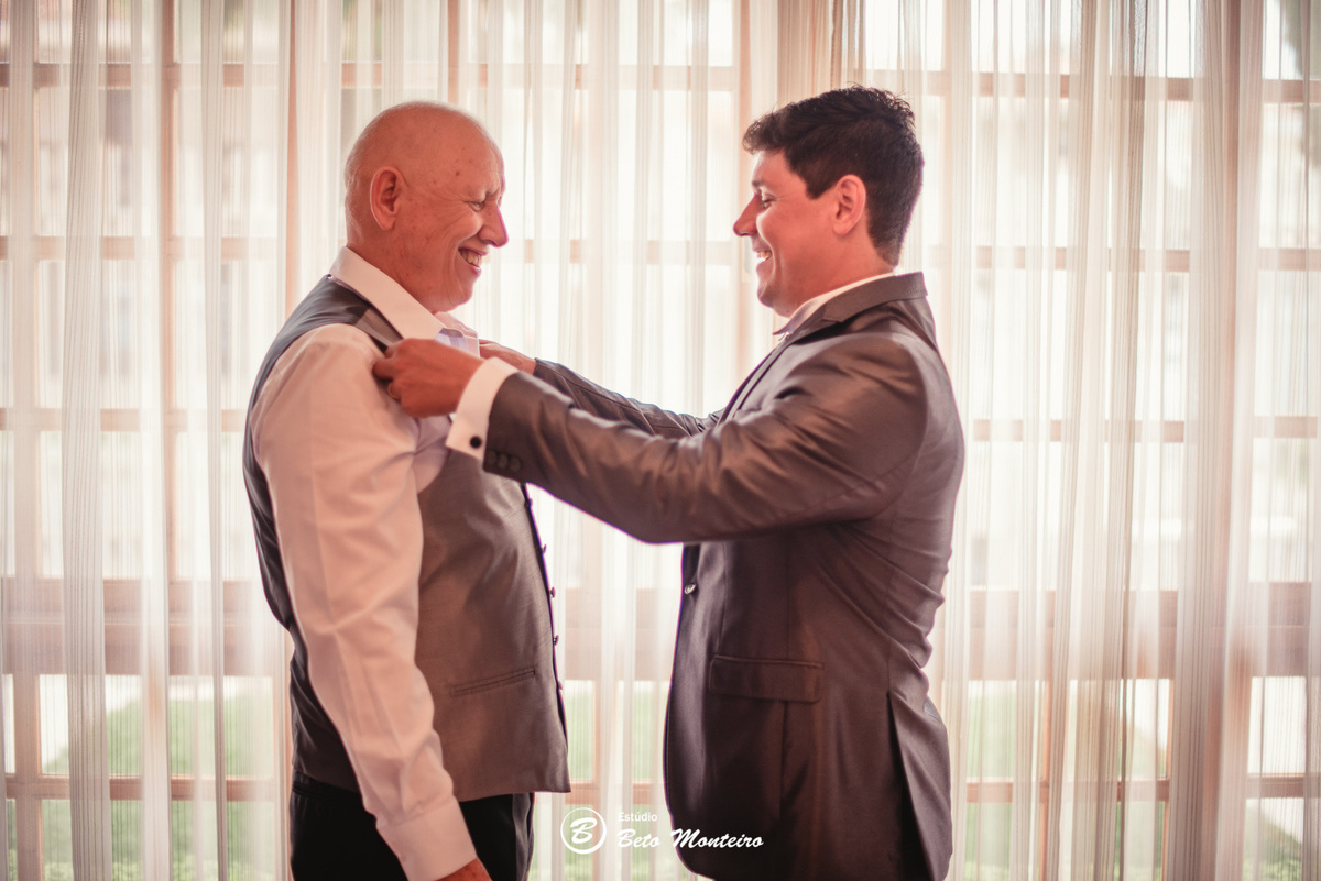fotografo de casamento - videos de casamento - filmagem - casamento - cinegrafista - filmmaker - wedding - produtora - curitiba - estudio beto monteiro - casal - pre wedding - beatriz e marcos - Igreja Bom Jesus do Cabral - Indra Catering - CA eventos