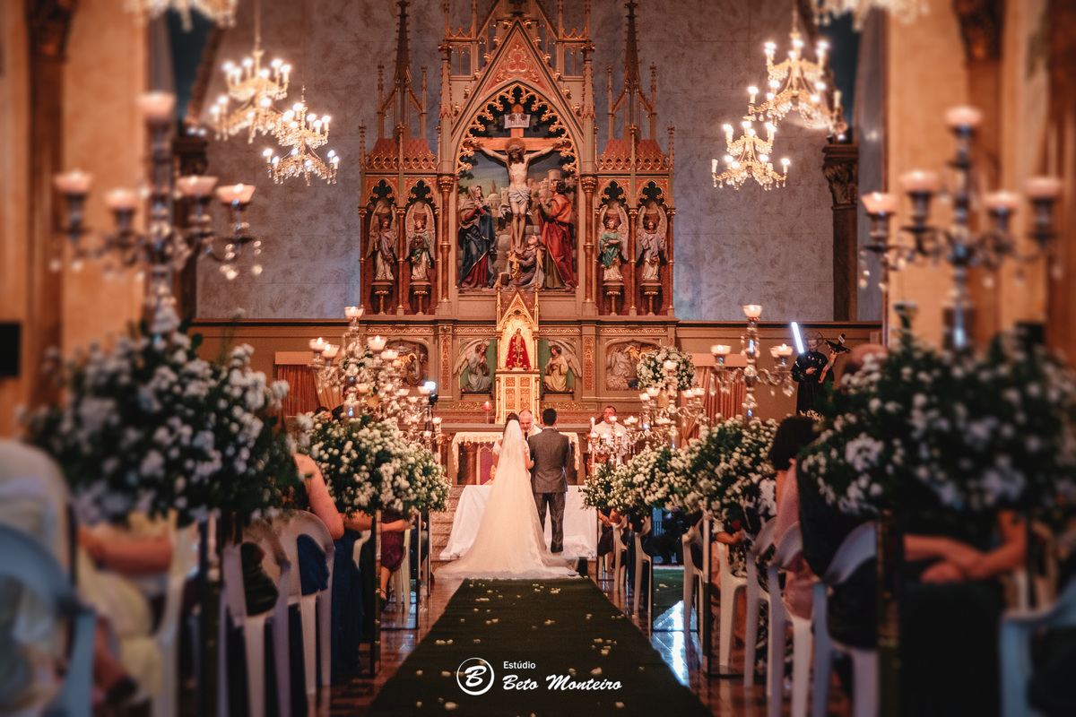 fotografo de casamento - videos de casamento - filmagem - casamento - cinegrafista - filmmaker - wedding - produtora - curitiba - estudio beto monteiro - casal - pre wedding - beatriz e marcos - Igreja Bom Jesus do Cabral - Indra Catering - CA eventos