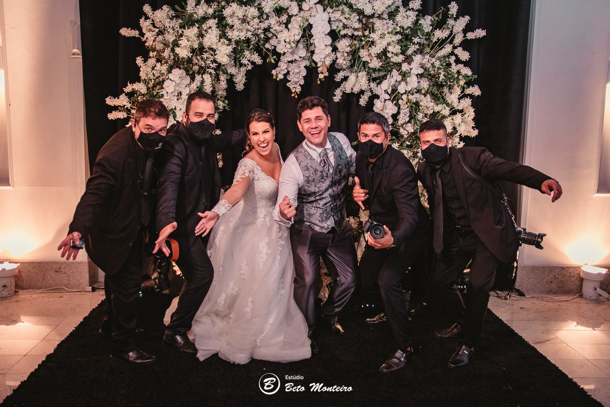 fotografo de casamento - videos de casamento - filmagem - casamento - cinegrafista - filmmaker - wedding - produtora - curitiba - estudio beto monteiro - casal - pre wedding - beatriz e marcos - Igreja Bom Jesus do Cabral - Indra Catering - CA eventos