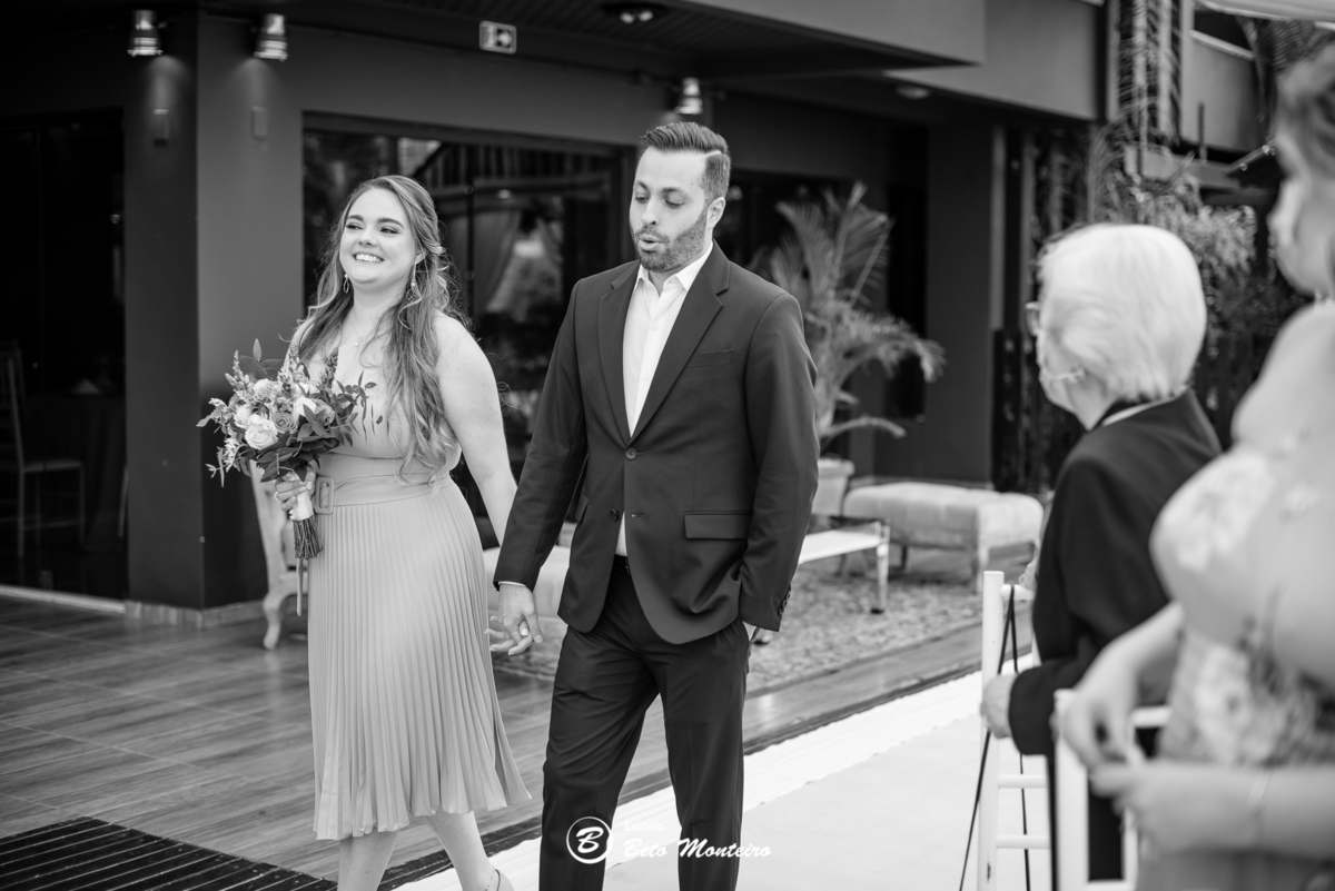 fotografo de casamento - videos de casamento - filmagem - casamento - cinegrafista - filmmaker - wedding - produtora - curitiba - estudio beto monteiro - casal - pre wedding - ana carolina e ricardo - mirante barigui - casamento civil