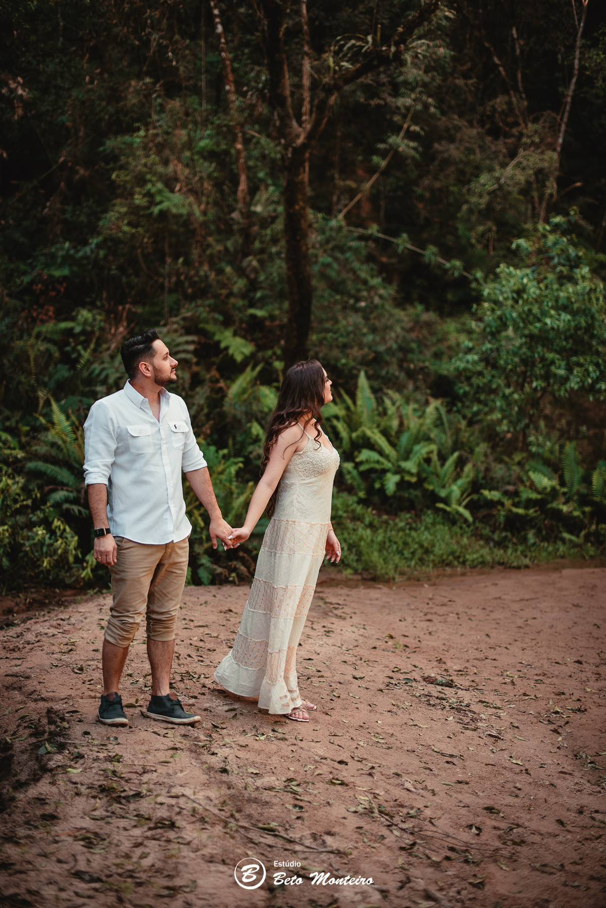 fotografo de casamento - videos de casamento - filmagem - casamento - cinegrafista - filmmaker - wedding - produtora - curitiba - estudio beto monteiro - casal - pre wedding - millena e anderson - plantação trigo - espaço do campo - por do sol - cachoeira