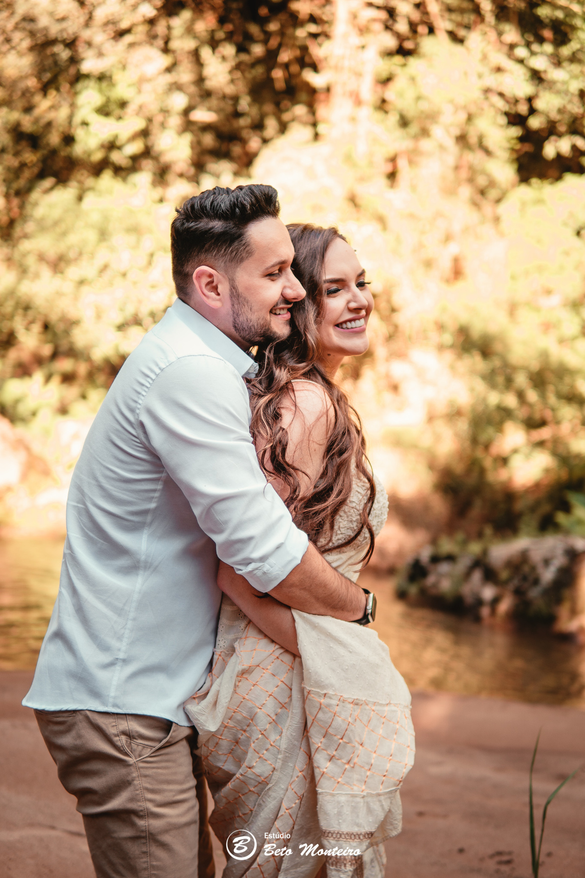 fotografo de casamento - videos de casamento - filmagem - casamento - cinegrafista - filmmaker - wedding - produtora - curitiba - estudio beto monteiro - casal - pre wedding - millena e anderson - plantação trigo - espaço do campo - por do sol - cachoeira