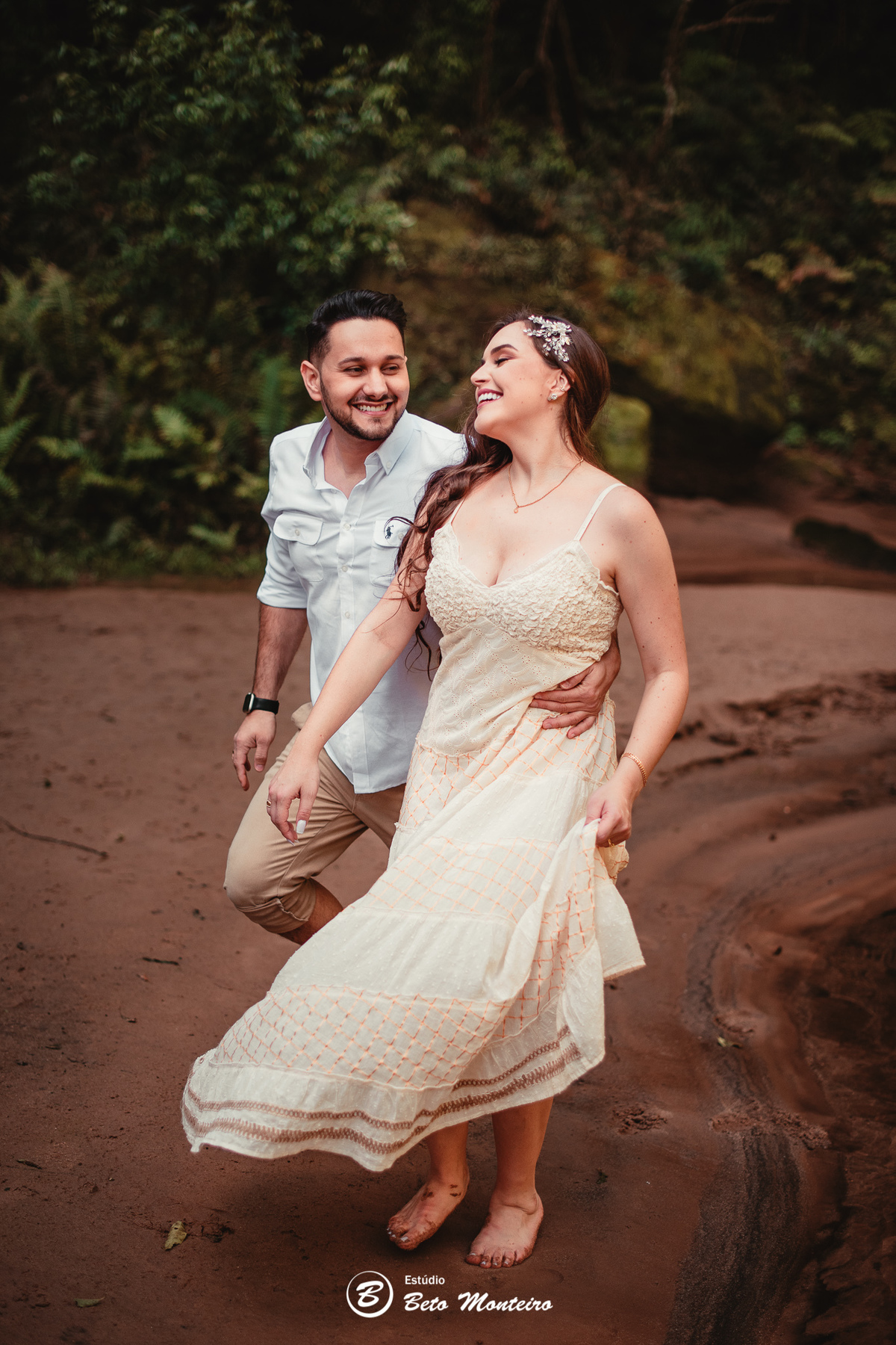 fotografo de casamento - videos de casamento - filmagem - casamento - cinegrafista - filmmaker - wedding - produtora - curitiba - estudio beto monteiro - casal - pre wedding - millena e anderson - plantação trigo - espaço do campo - por do sol - cachoeira