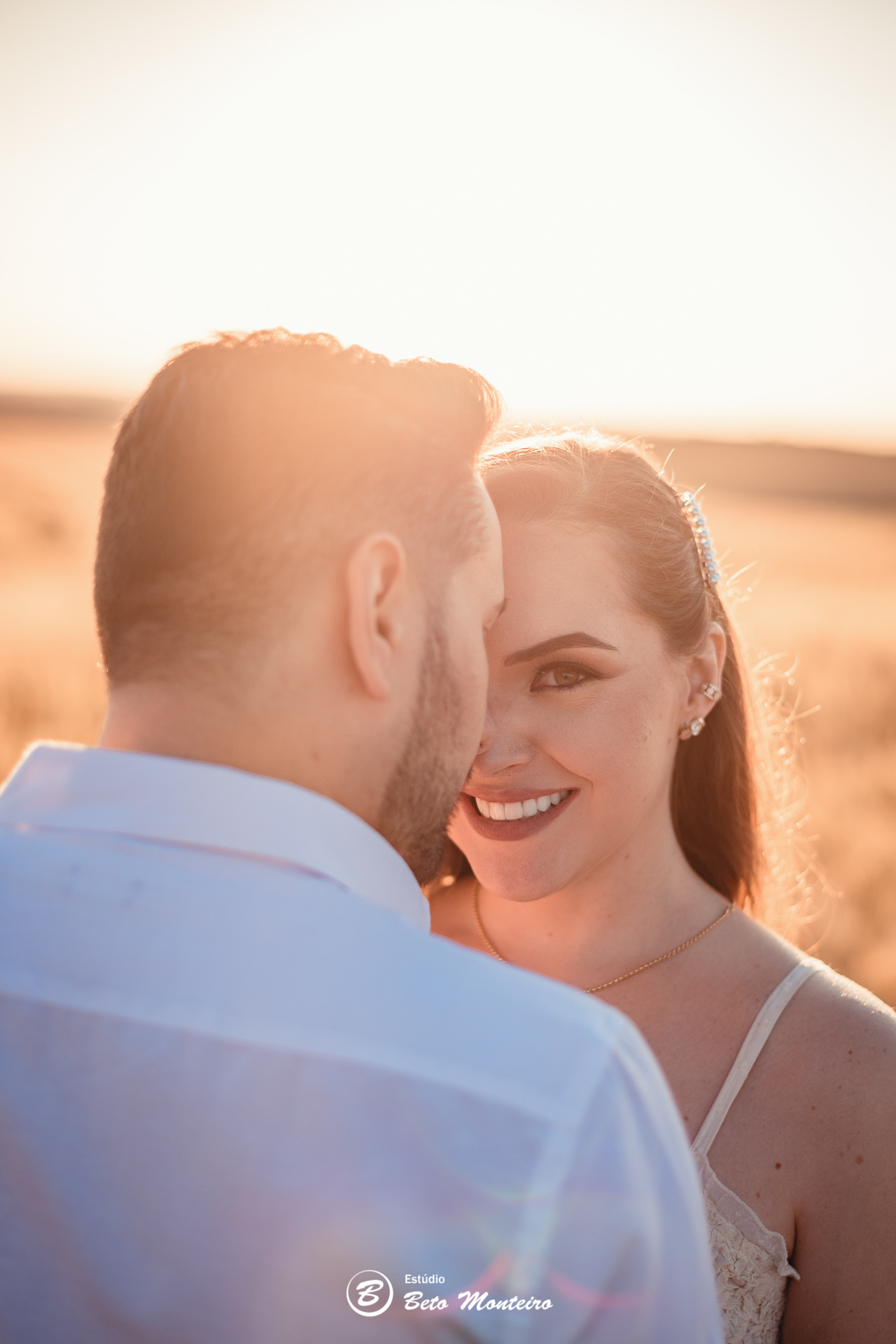fotografo de casamento - videos de casamento - filmagem - casamento - cinegrafista - filmmaker - wedding - produtora - curitiba - estudio beto monteiro - casal - pre wedding - millena e anderson - plantação trigo - espaço do campo - por do sol - cachoeira
