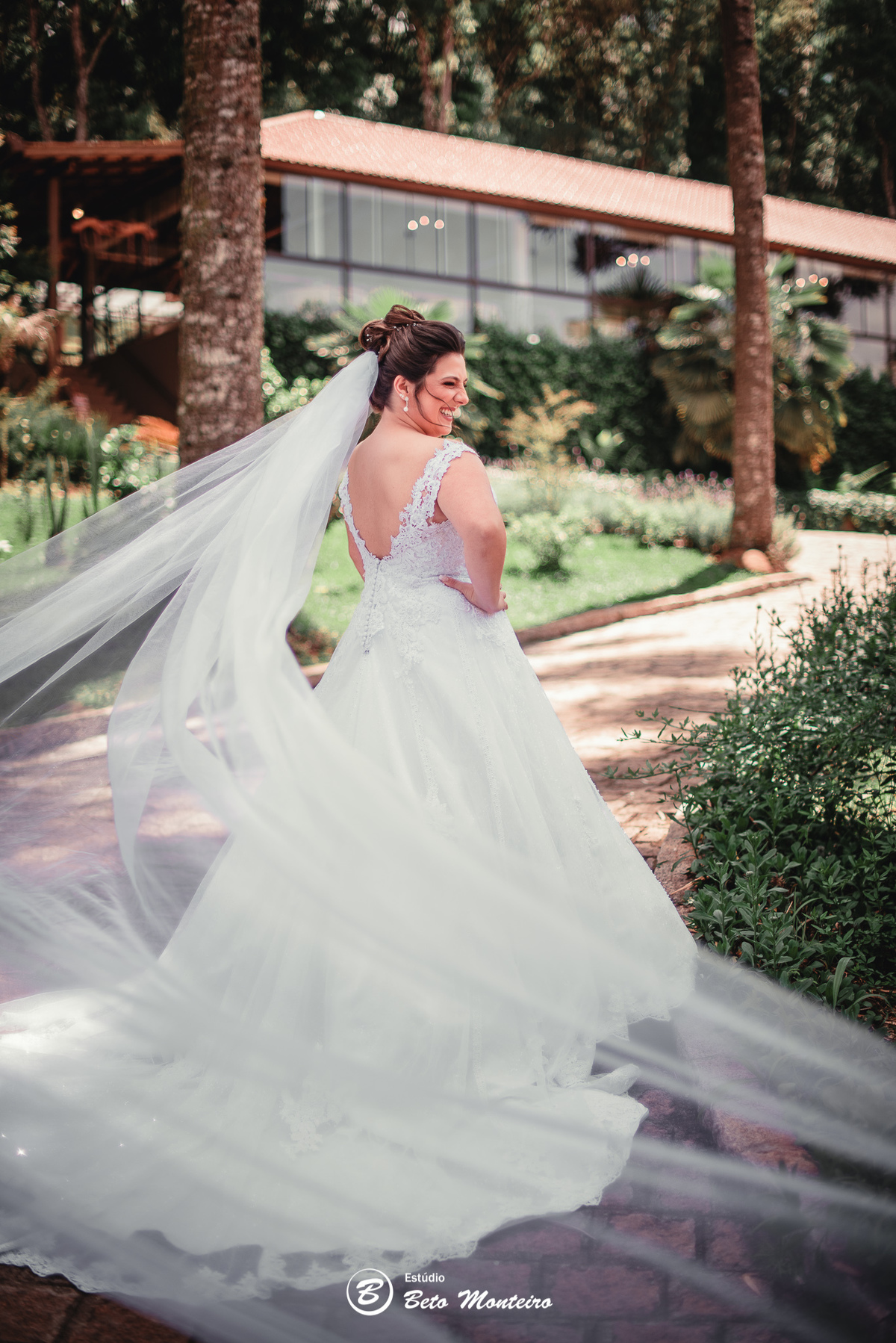 fotografo de casamento - videos de casamento - filmagem - casamento - cinegrafista - filmmaker - wedding - produtora - curitiba - estudio beto monteiro - casal - pre wedding - estephany e jefferson - chacara do rocio - tim tim - igreja sao francisco xavie