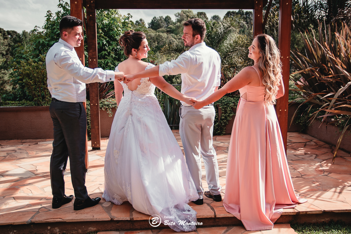 fotografo de casamento - videos de casamento - filmagem - casamento - cinegrafista - filmmaker - wedding - produtora - curitiba - estudio beto monteiro - casal - pre wedding - estephany e jefferson - chacara do rocio - tim tim - igreja sao francisco xavie
