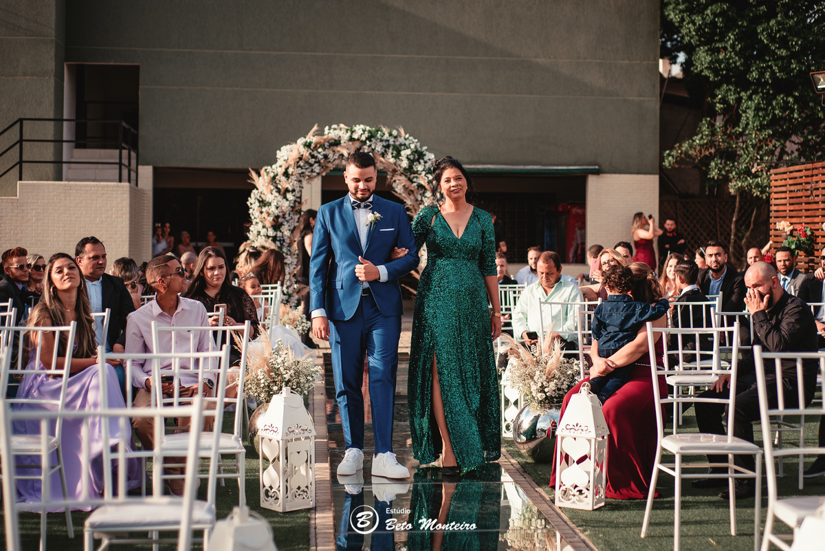 fotografo de casamento - videos de casamento - filmagem - casamento - cinegrafista - filmmaker - wedding - produtora - curitiba - estudio beto monteiro - casal - pre wedding - hellen e kawe - spazio nichele - manu torrecillas