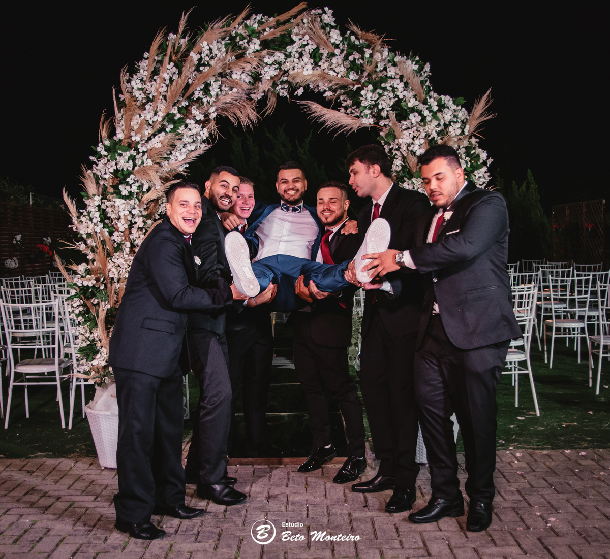 fotografo de casamento - videos de casamento - filmagem - casamento - cinegrafista - filmmaker - wedding - produtora - curitiba - estudio beto monteiro - casal - pre wedding - hellen e kawe - spazio nichele - manu torrecillas