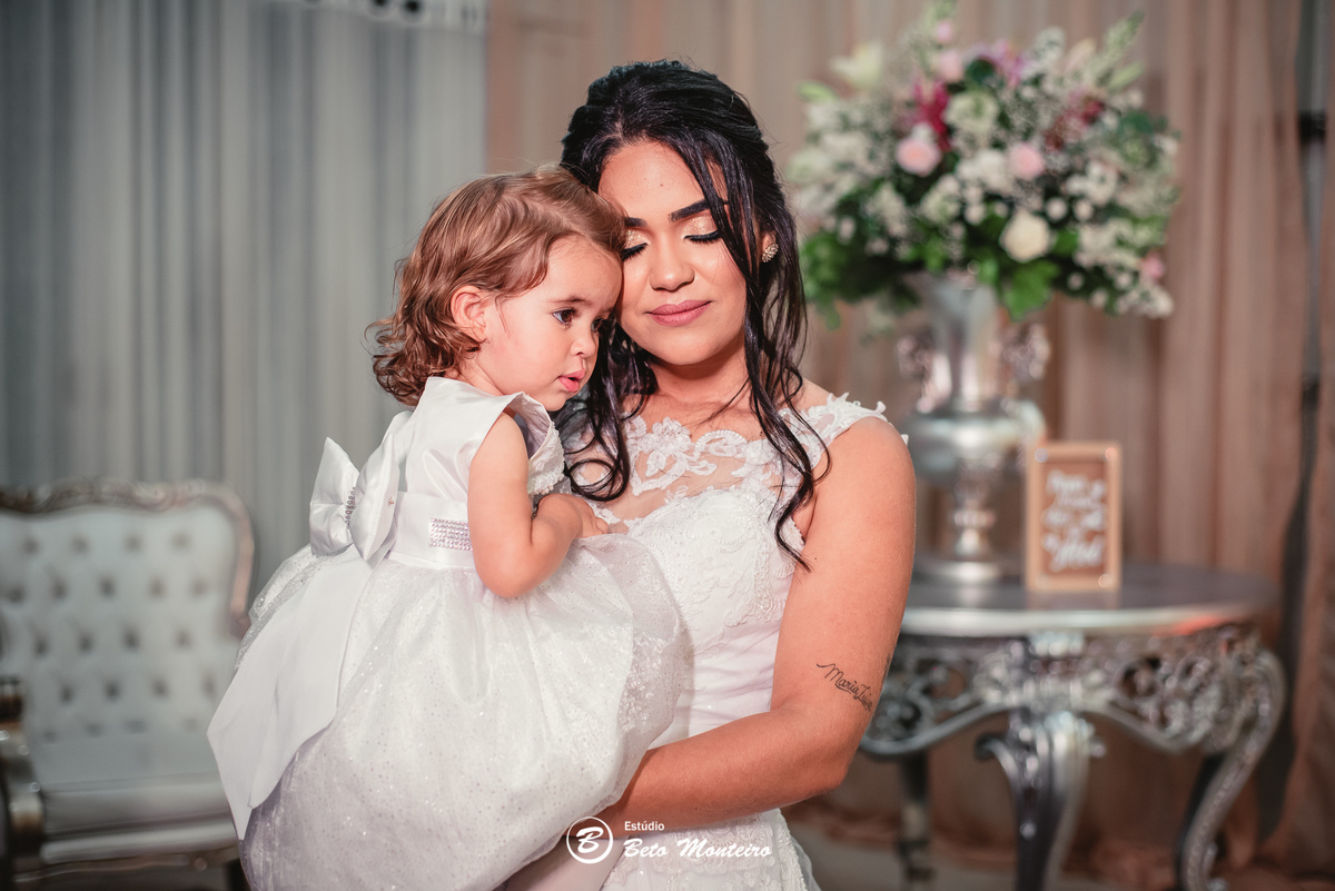 fotografo de casamento - videos de casamento - filmagem - casamento - cinegrafista - filmmaker - wedding - produtora - curitiba - estudio beto monteiro - casal - pre wedding - hellen e kawe - spazio nichele - manu torrecillas
