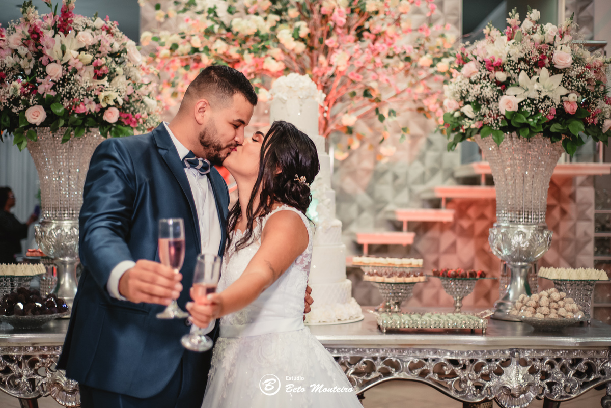 fotografo de casamento - videos de casamento - filmagem - casamento - cinegrafista - filmmaker - wedding - produtora - curitiba - estudio beto monteiro - casal - pre wedding - hellen e kawe - spazio nichele - manu torrecillas
