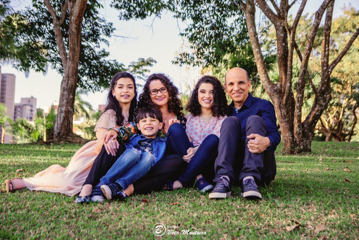 Aniversário de 15 anos - Foto e Filmagem - Debutante - Estúdio Beto Monteiro - Curitiba - fotografo de 15 anos - Jardim Botânico - book de fotos - book de 15 anos - fotografo - Elisa - book dos 15 - estúdio - fotógrafa - book interno