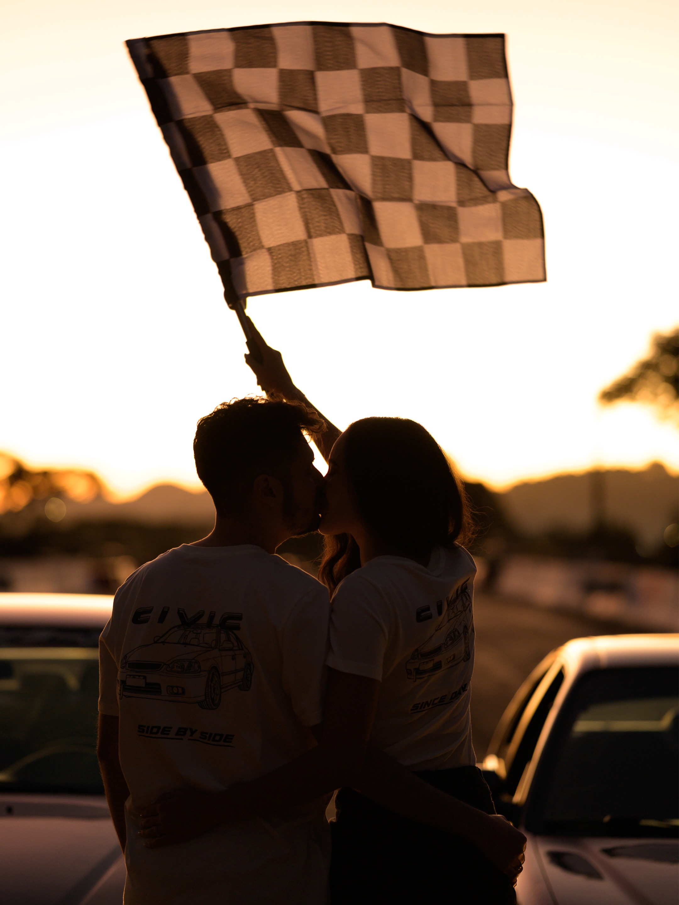 É sobre encontrar alguém que acelere junto com você, em cada curva, em cada desafio e...