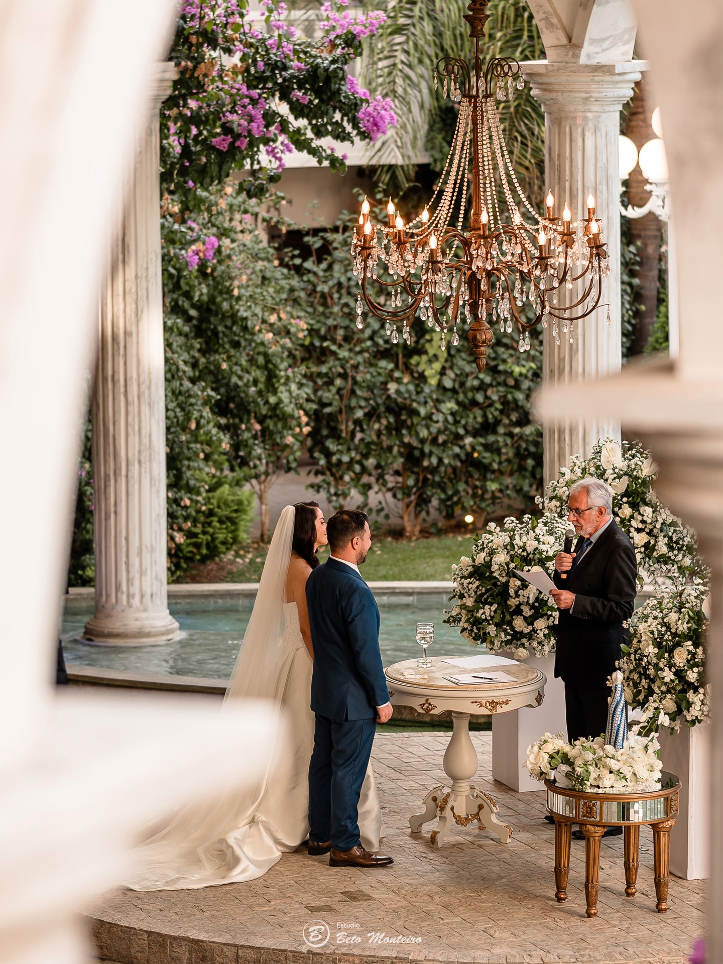 Casamento da Lau e Neto | no @castelloreale
